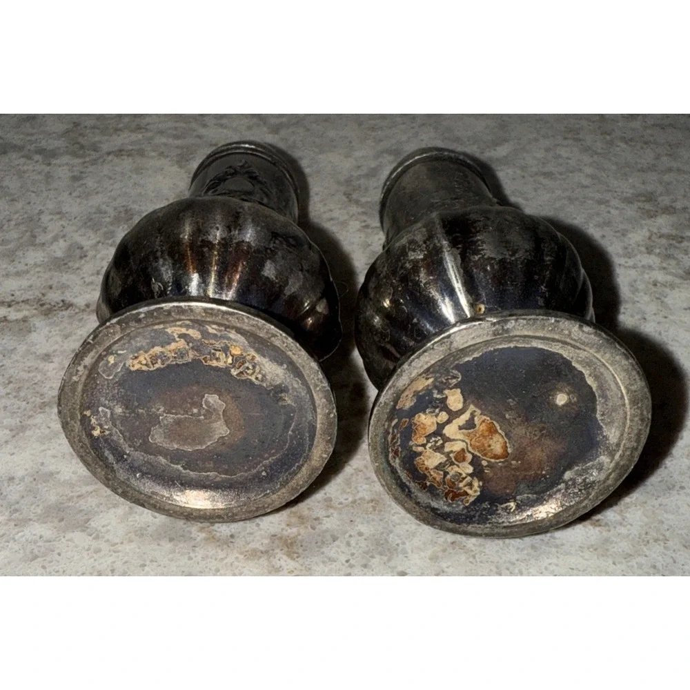 Vintage MCM Silver Plated Weighted Salt & Pepper Shakers Made In USA Tarnished